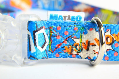 Collar With A LED Plastic Buckle - Blue Graffiti