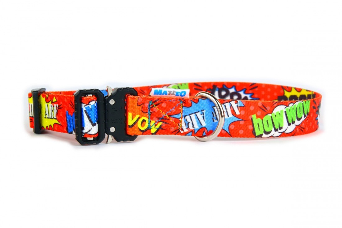 Collar With A Metal Buckle - Red Graffiti